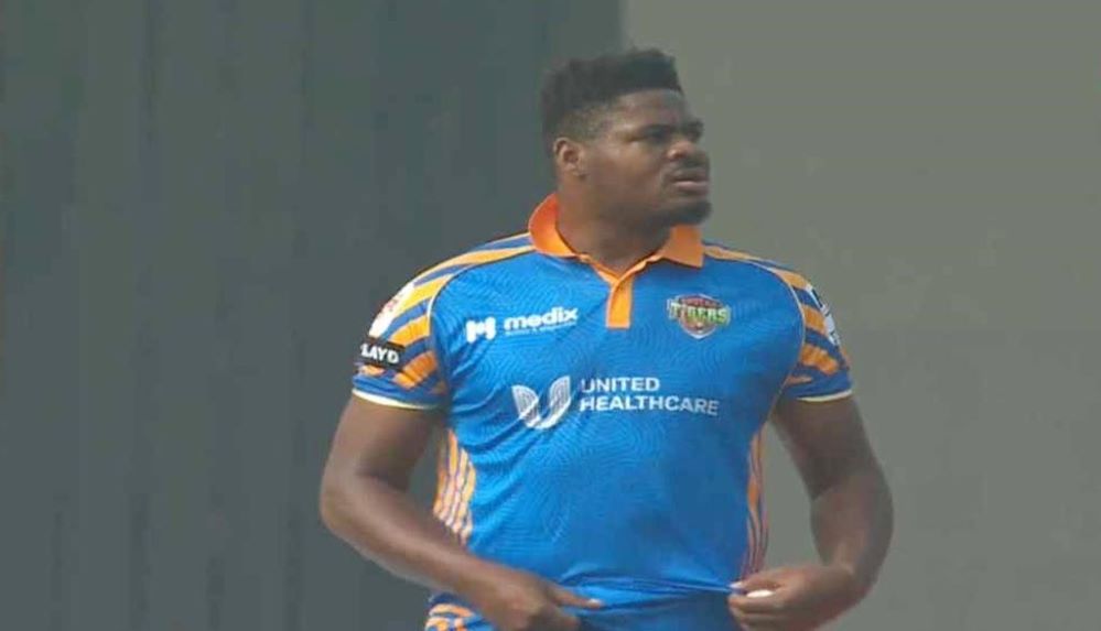 এক বলে ১৫ রান, বিপিএলে বিশ্বরেকর্ড